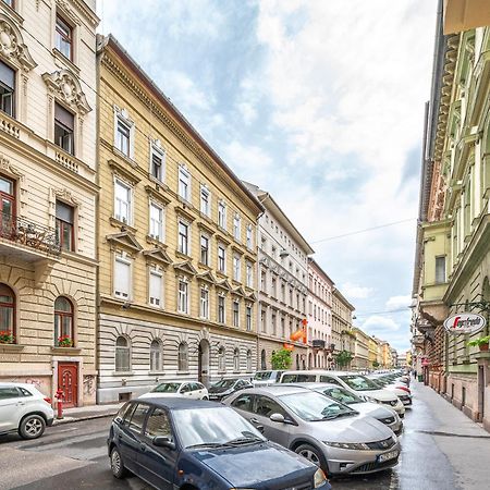 Eotvos 25 Apartment بودابست المظهر الخارجي الصورة