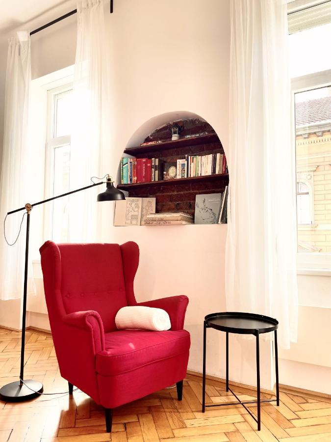 Eotvos 25 Apartment بودابست المظهر الخارجي الصورة