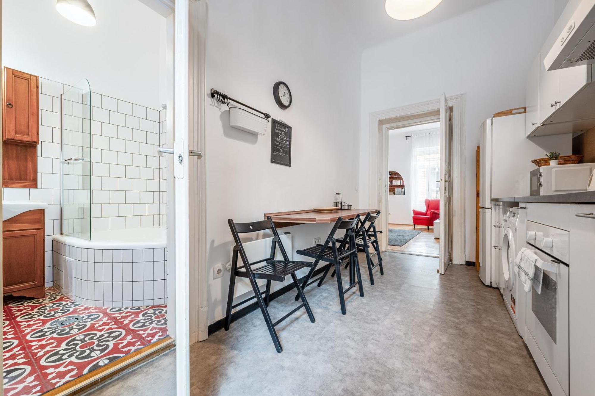 Eotvos 25 Apartment بودابست المظهر الخارجي الصورة